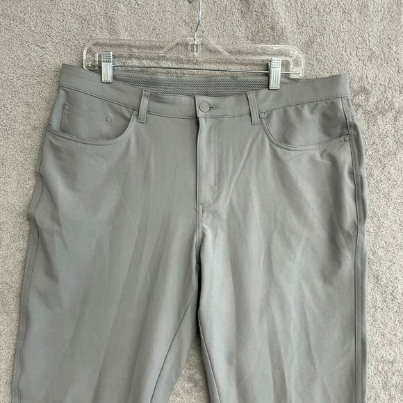 NWOT Greg Norman Men's 36x32 Gray Stretch Tech Pants performance - Picture 8 of 9